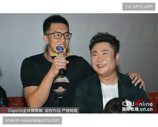 中国足球球员跨界演电影 探索球场之外的艺术人生 中国足球球员跨界演电影 探索球场之外的艺术人生